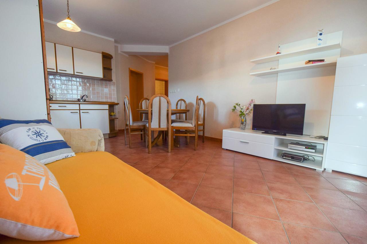 Apartments & Room Matic Malinska Extérieur photo