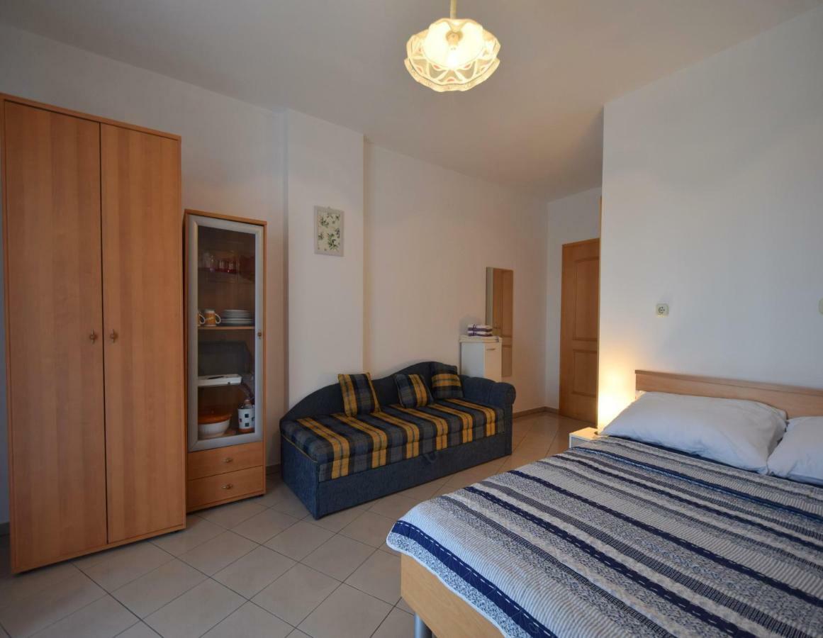 Apartments & Room Matic Malinska Extérieur photo